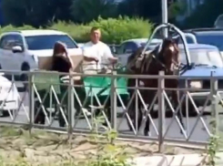 Необычный транспорт заметили на проспекте Ленина в Волжском: видео