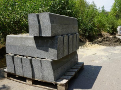 В Волжском ремонтируют улицу Молодежную