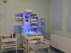 В Волгограде из перинатального центра выписали мальчика с экстремально низкой массой тела 720 граммов