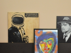 «Волжские Бэнкси» с помощью акрила рассуждают о космосе