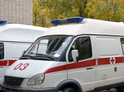 Балкон обрушился на пожилую волгоградку: женщину госпитализировали с серьезными травмами