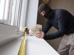 Волжане заплатили более 600 тысяч рублей на несуществующие пластиковые окна