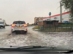 Ливневки в Волжском - миф? Почему дождь затопил пол города