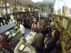 Волжан пригласили на бесплатный мастер-класс по литью из гипса в музей Малкова