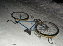 В Новоаннинском районе под колеса «Джилли» угодил велосипедист