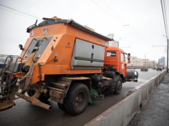 Последствия непогоды: на трассы региона отсыпано 3,6 тысяч тонн песко-соляной смеси