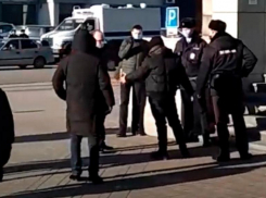 В Волгограде провели следственный эксперимент с Арсеном Мелконяном