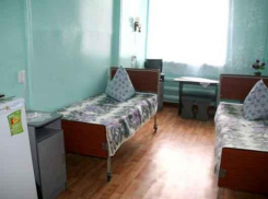 Под Волгоградом из больницы выписали воспитанников школы-интерната, отравившихся ужином