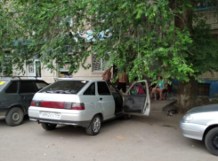 «Пьют, курят, мусорят и мешают спать», - волжанка