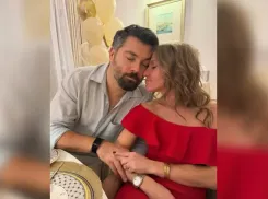 Знаменитая волжанка Юлия Ковальчук и Алексей Чумаков отметили 18‑летнюю годовщину отношений