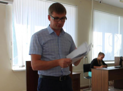 По 15 минут на рассмотрение каждого дела по скандальному сносу домов в Колхозной Ахтубе выделила судья 