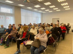 Волжане вышли на бой с коммунальными проблемами