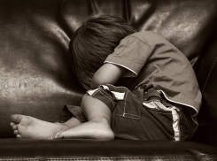 Под Волгоградом отчим жестоко избил 4-летнего пасынка