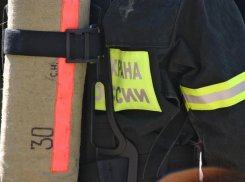 Под Волжским сгорела баня