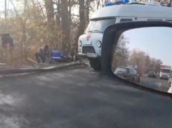 «Человек лежит, но живой слава богу»: волжанин стал очевидцем ДТП