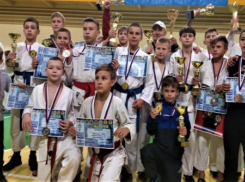 У волжских рукопашников мешок медалей