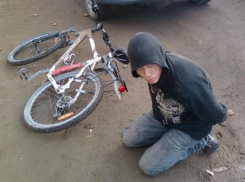 Сотрудники полиции задержали 14-летнего подростка с украденным велосипедом в Волжском