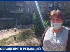 «Приучают наших детей жить на свалке»: волжанка рассказала о мусорных контейнерах посреди двора