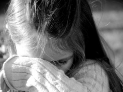 На Тракторном 36-летняя безработная избила ребенка