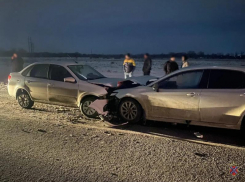 Четверо детей пострадали в лобовом ДТП недалеко от Волжского