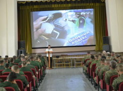 Волжские спасатели и военные прошли курс дорожной безопасности от Госавтоинспекции