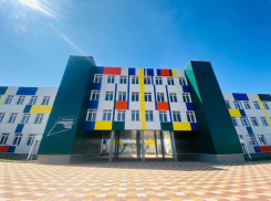 Первая новая школа за 20 лет начала набор детей во все классы в Волжском