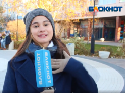 «Подростки больше всего в жизни ценят независимость»: опрос жителей Волжского