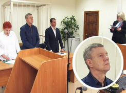 На 3 года колонии осудили вице-мэра Волжского Виктора Сухорукова: видео