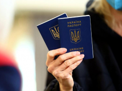 Владимир Путин утвердил новые правила пребывания украинцев в России