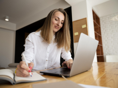 Маленькая заработная плата? Скучная работа? Бросай! Приходи к нам