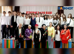 Школы Волжского начали отмечать 80-ю годовщину победы в Сталинградской битве: видео