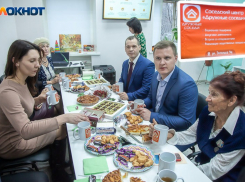 В Волжском открыли первый в регионе соседский центр: какие функции он будет выполнять и для кого создан