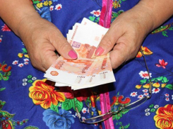 Пенсионерам Волжского повысили выплаты на 2,9%