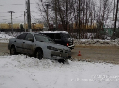 7-летняя волгоградка пострадала в лобовом столкновении двух авто
