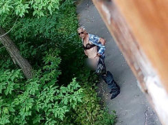 Эпатажный эксгибиционист проснулся после зимней спячки