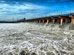 54 года назад Волжская ГЭС выработала первый киловатт