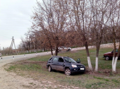 В Волжском пенсионерка на перекрестке устроила ДТП
