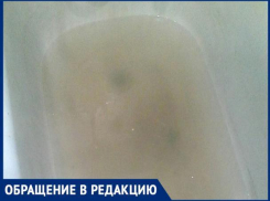 «По ванной фекалии плавают, а аварийка не «чешется», - волжанка