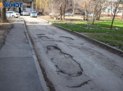 «Передавили кошек, до человеческих жертв чудом не доходит»: волжане много лет не могут добиться пешеходной дорожки у детсада