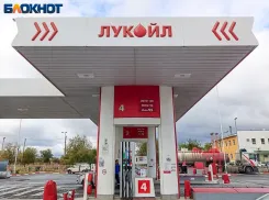 В Волжском зафиксирован рост стоимости бензина на заправках