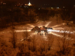 Волжские автолюбители «Волг» выстроили машинами фигуру НЛО 