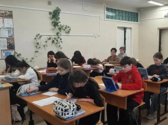 В Волжском более 2600 школьников приняли участие в новой олимпиаде по православной культуре