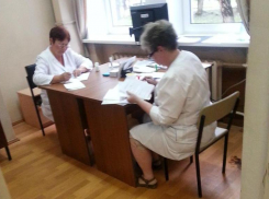 Более 50 волжан ежедневно заражаются COVID-19 