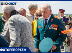 Как в Волжском отметили День Победы: фоторепортаж с митинга  