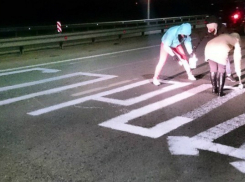 Активисты описали ямы и выбоины на дорогах Волгограда и Волжского