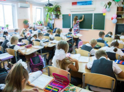 В Волжских школах проходит проект «Парта Героя»