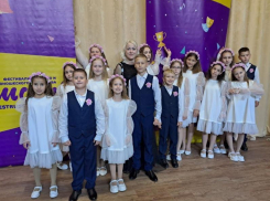 Волжские вокалисты достойно представили города на международном фестивале в Сочи