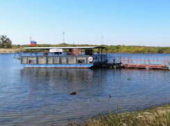 Паром начнет работу после уменьшения объема сброса воды