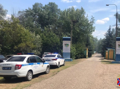Детей отправили по домам, после пожара близ Волжского