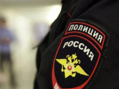 Под Волгоградом нетрезвый селянин напал на полицейского со стеклянной бутылкой 